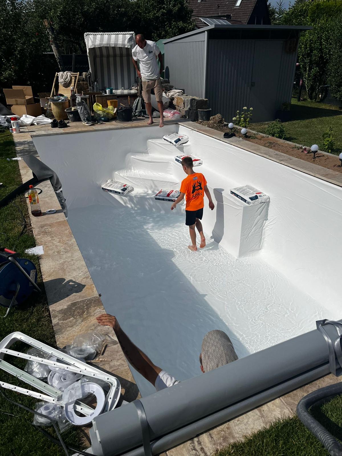 028_betonpool-bau-monheim-garten